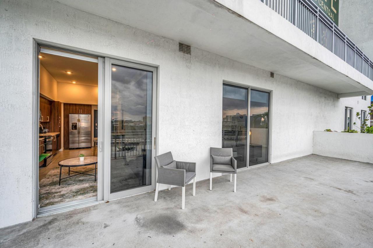 Modern Unit In Downtown Miami With Free Parking Apartment Exterior photo
